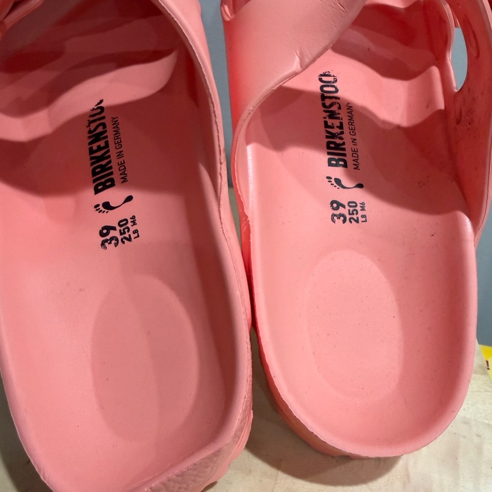 Birkenstock Coral Sandals - Picture 3 of 4